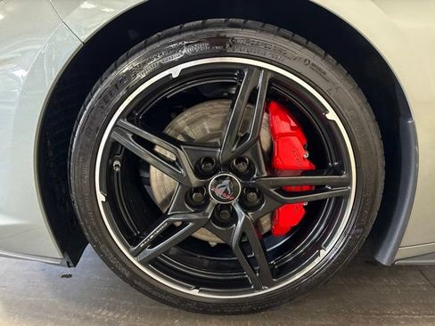 Used 2022 Chevrolet Corvette Stingray Preferred Conv w/ Z51 Performance Package RWD image 13