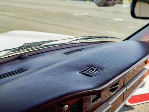 Used 1989 Rolls-Royce Silver Spirit RWD image 40