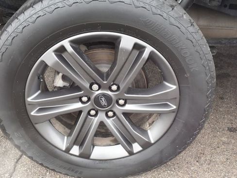 Used 2023 Ford F150 Lariat w/ Equipment Group 502A High image 57