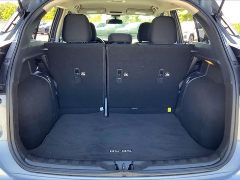 Used 2023 Nissan Kicks SV FWD image 34