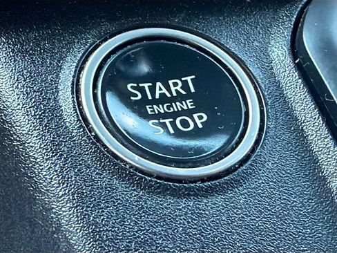 Used 2023 Land Rover Defender 130 X AWD/4WD image 36