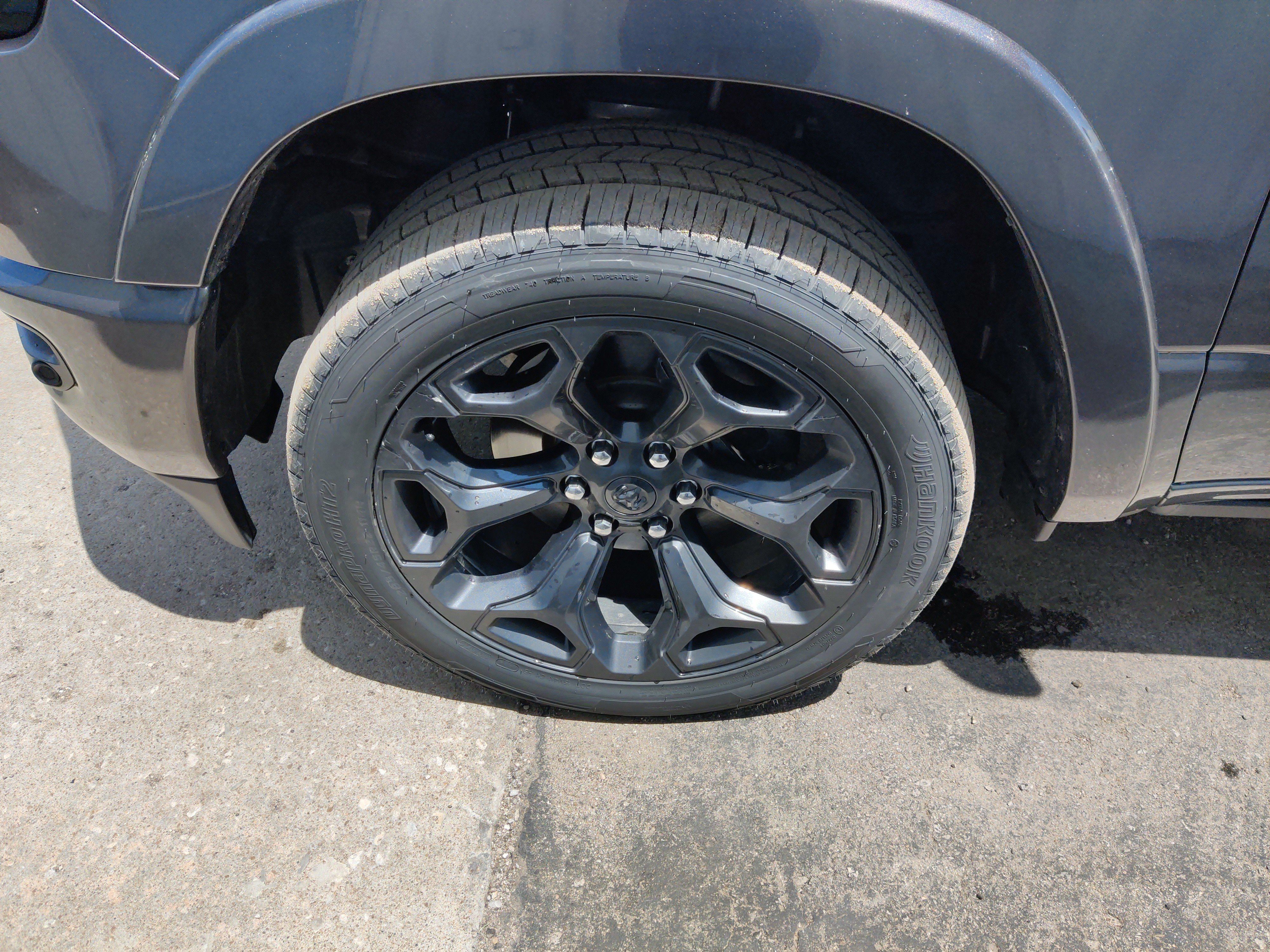 Used 2021 RAM 1500 Limited w/ Night Edition AWD/4WD image 9