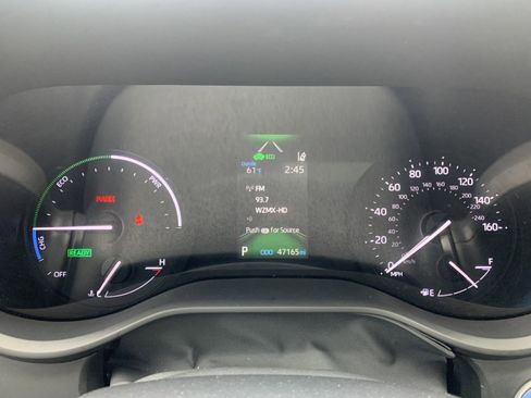 Used 2022 Toyota Sienna XLE AWD/4WD image 16