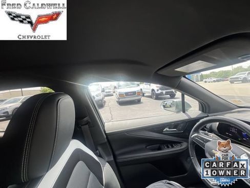 Used 2024 Chevrolet Blazer EV LT AWD/4WD image 15