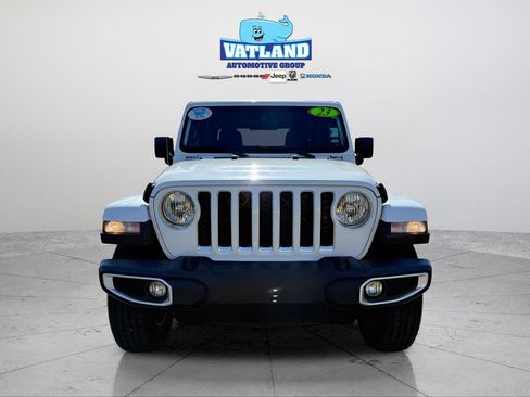 Used 2023 Jeep Gladiator Overland image 9