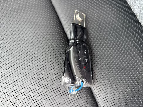 New 2026 GMC Terrain Denali w/ LPO, Floor Liner Package image 36