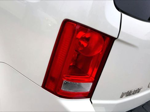 Used 2014 Honda Pilot Touring image 28