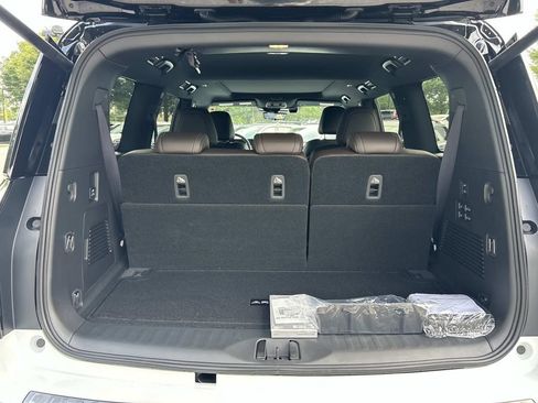 New 2026 Nissan Armada Platinum Reserve AWD/4WD image 13