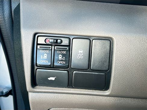 Used 2011 Honda Odyssey EX-L image 10