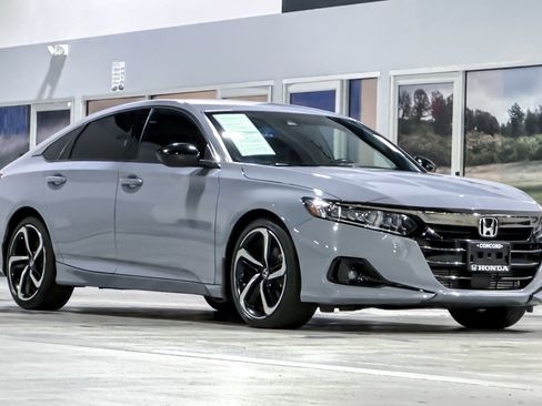 Used 2022 Honda Accord Sport image 6