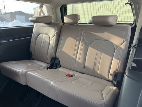 Used 2024 Ford Expedition Max Limited image 15