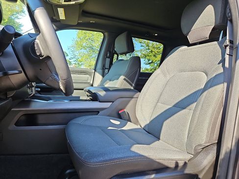 Used 2022 RAM 1500 Big Horn image 24