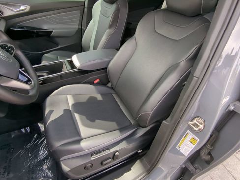 Used 2023 Volkswagen ID.4 S RWD image 21