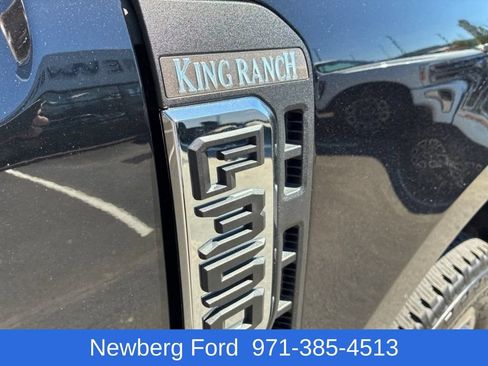 Used 2025 Ford F350 King Ranch AWD/4WD image 12
