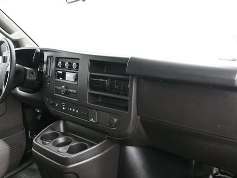 Used 2024 Chevrolet Express 3500 LS RWD image 18