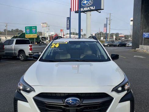 Used 2024 Subaru Outback Limited w/ Popular Package #2 image 8