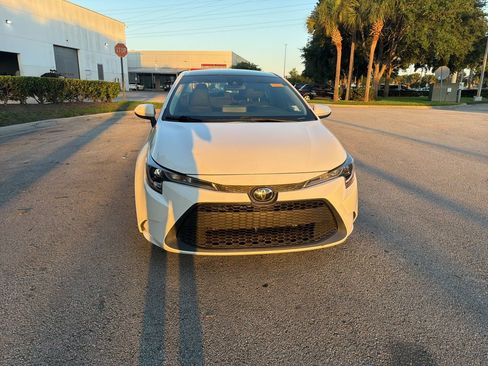 Used 2022 Toyota Corolla LE FWD image 8