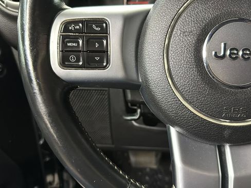 Used 2014 Jeep Wrangler Sport image 17