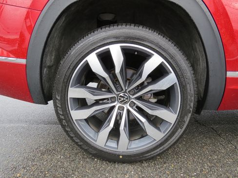 Used 2023 Volkswagen Atlas SEL Premium image 11