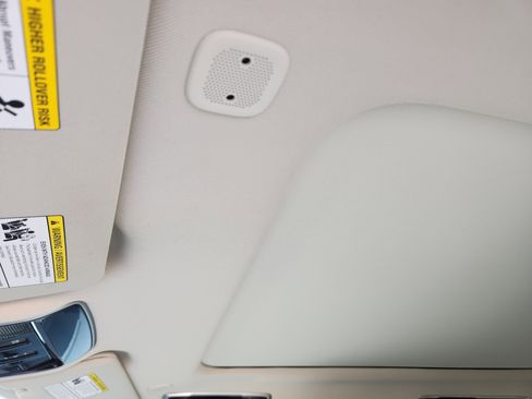 Used 2024 Land Rover Range Rover Long Wheelbase SE image 26