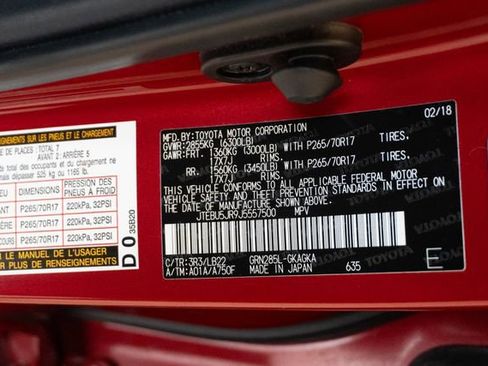 Used 2018 Toyota 4Runner SR5 Premium AWD/4WD image 35