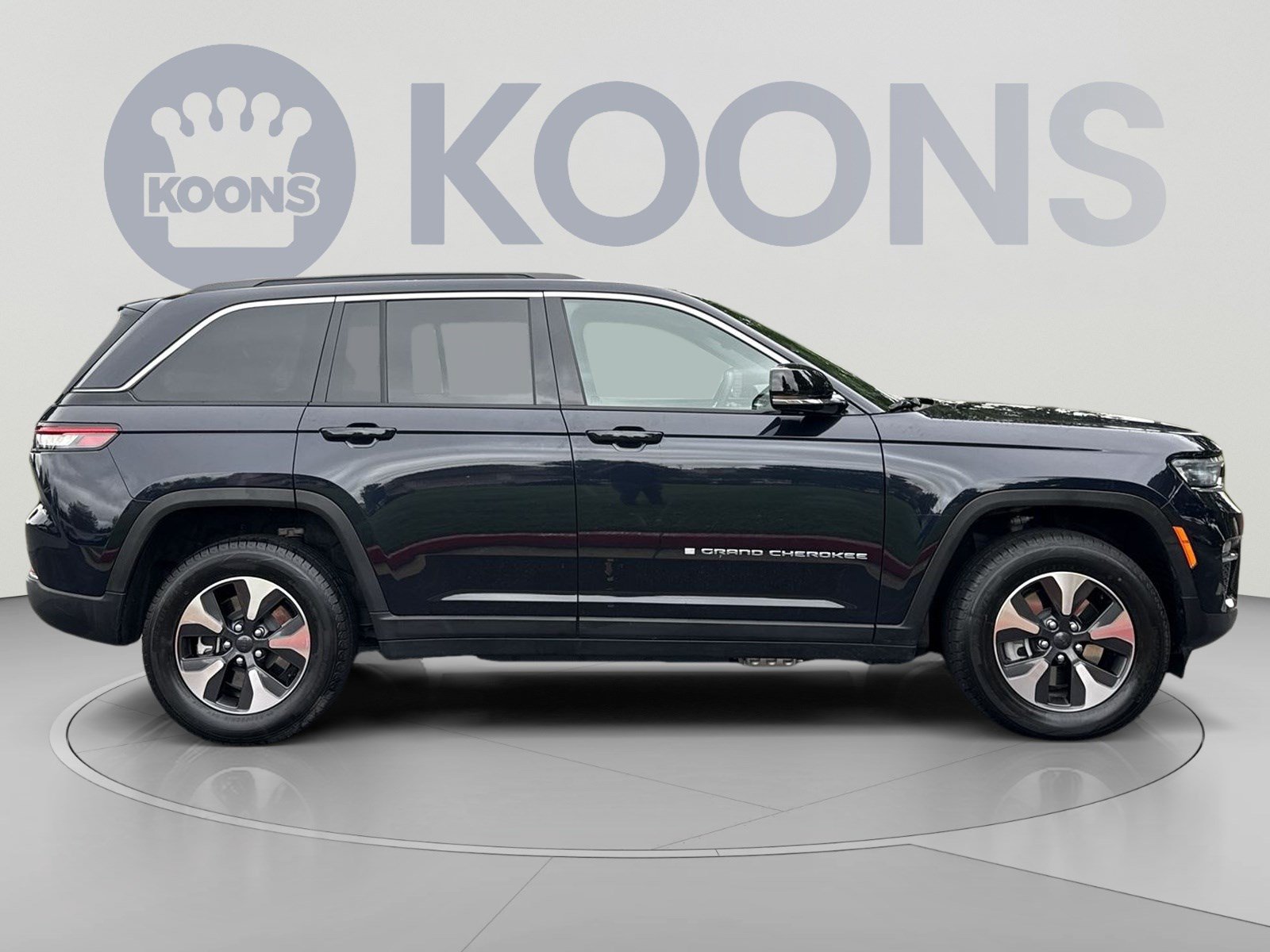 Used 2024 Jeep Grand Cherokee Limited 4xe AWD/4WD image 8