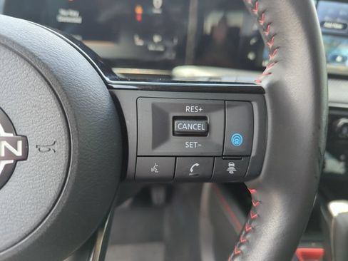 Certified 2025 Nissan Kicks SR FWD image 43