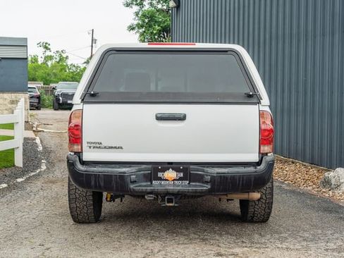 Used 2013 Toyota Tacoma 2WD Regular Cab image 5