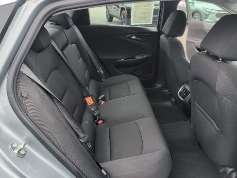 Used 2023 Chevrolet Malibu LT FWD image 35