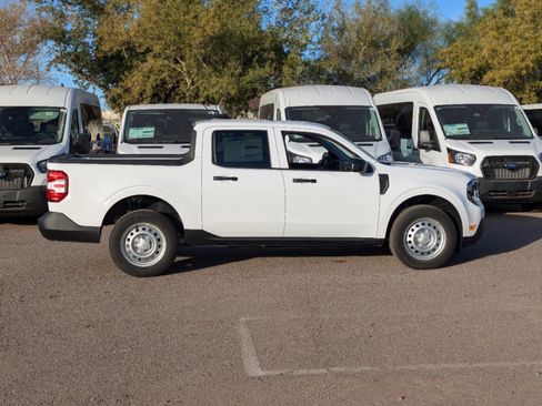 New 2025 Ford Maverick XL image 32