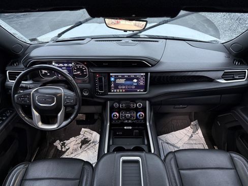 Used 2021 GMC Yukon Denali w/ Advanced Technology Package image 25
