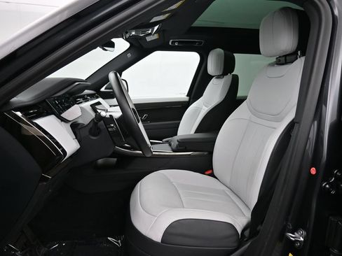 Used 2024 Land Rover Range Rover Sport Dynamic SE AWD/4WD image 10