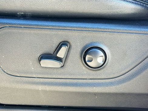 Used 2022 RAM 1500 Big Horn image 25