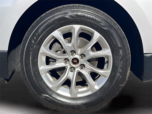 Used 2020 Chevrolet Equinox LT image 12