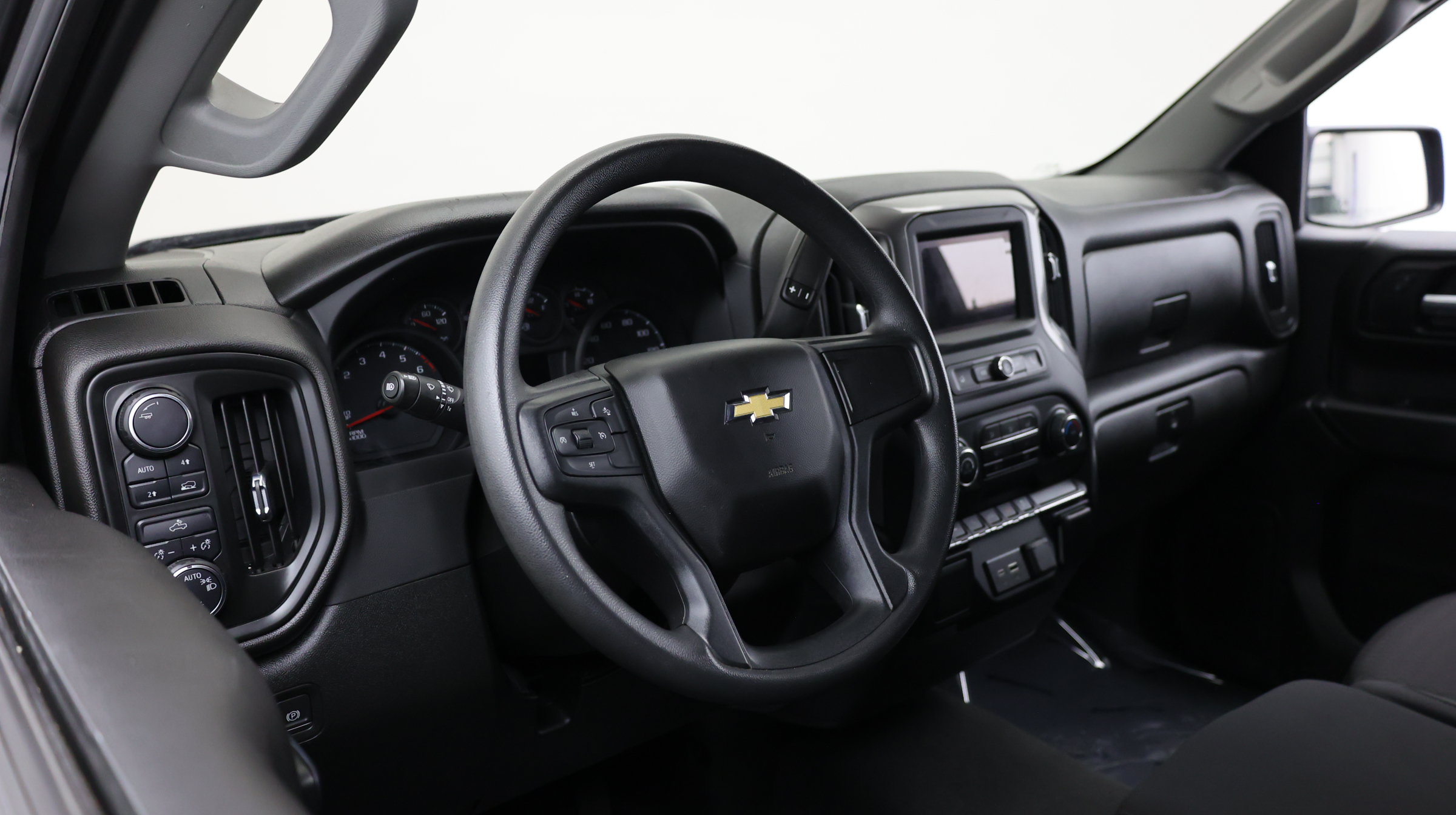 Used 2023 Chevrolet Silverado 1500 Custom AWD/4WD image 15