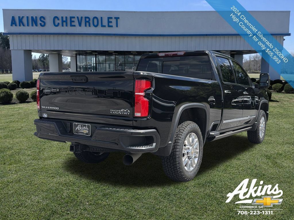 Used 2024 Chevrolet Silverado 2500 High Country w/ High Country Premium Package AWD/4WD image 8