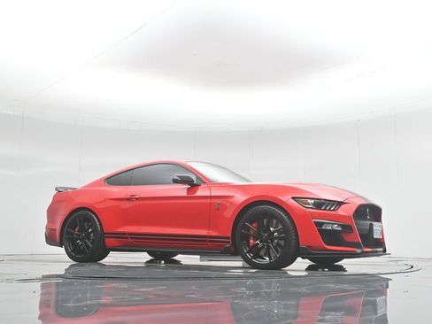 Used 2021 Ford Mustang Shelby GT500 w/ Technology Package image 2