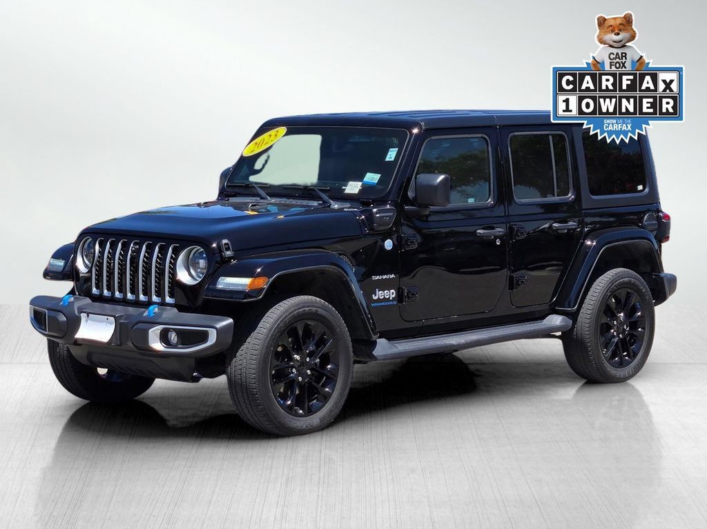 Used 2023 Jeep Wrangler Unlimited Sahara w/ Cold Weather Group AWD/4WD image 6