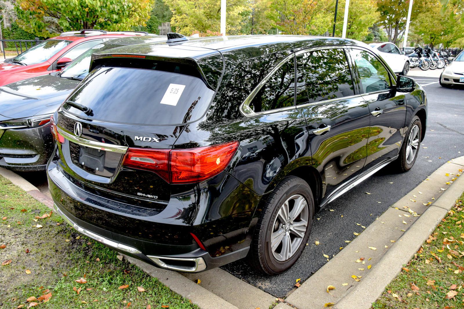 Used 2019 Acura MDX SH-AWD image 5