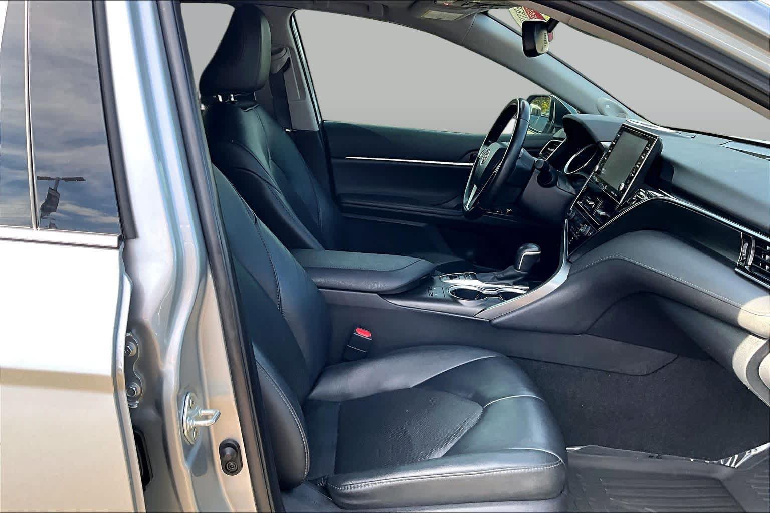 Certified 2023 Toyota Camry XLE w/ Navigation Package FWD image 8