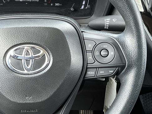 Used 2026 Toyota Corolla LE FWD image 14