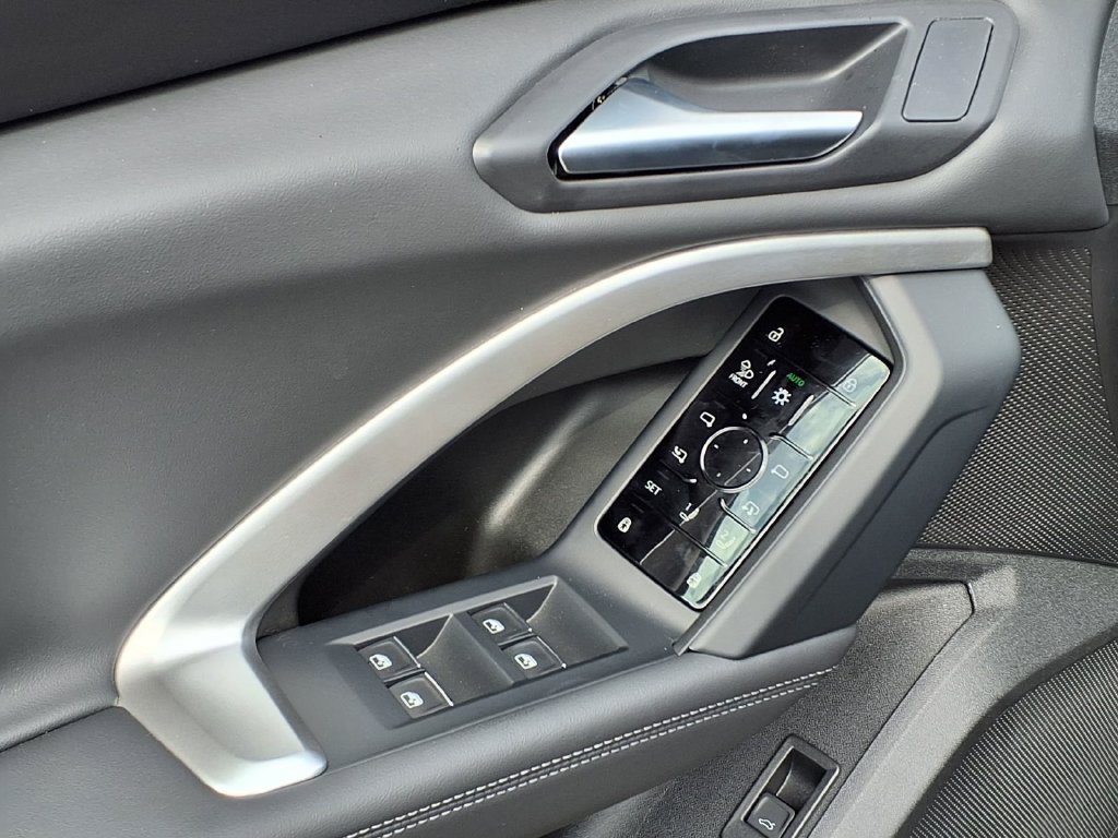 New 2026 Audi Q5 Premium Plus AWD/4WD image 10