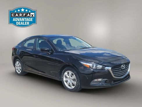 Used 2017 MAZDA MAZDA3 Sport FWD image 3