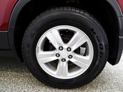 Used 2016 Chevrolet Trax LT w/ LT Convenience Package FWD image 19