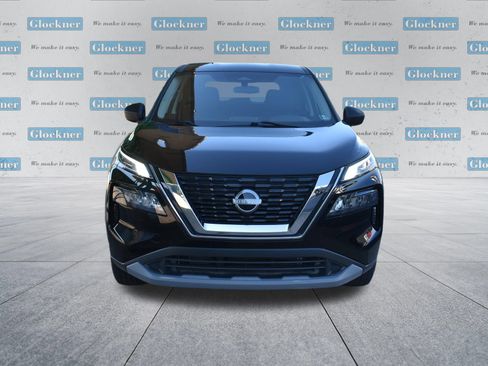 Used 2023 Nissan Rogue S AWD/4WD image 2