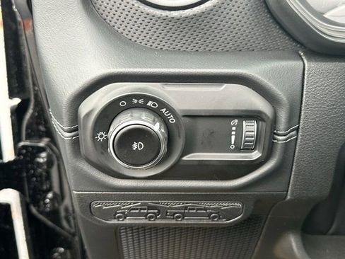 New 2026 Jeep Wrangler Unlimited Rubicon image 25