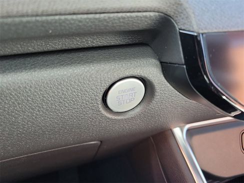 New 2026 Kia Carnival EX image 33