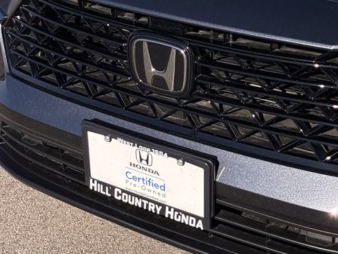 Certified 2025 Honda Accord SE image 12