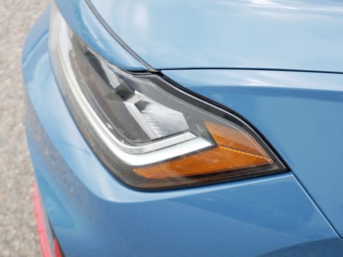Used 2025 Volkswagen Jetta GLI Autobahn FWD image 15