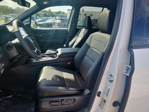 New 2025 Honda Ridgeline Black Edition image 9